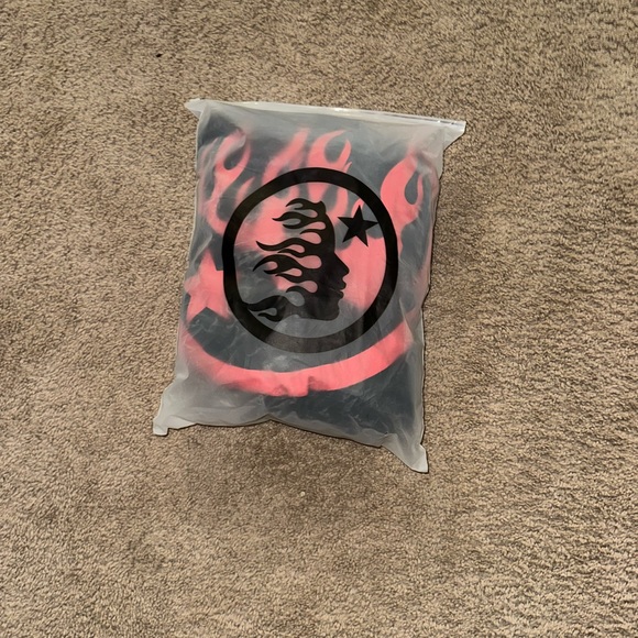 Black and Red Graphic Hoodie - Picture 5 of 6